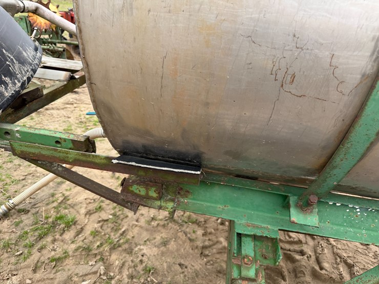 #41259-•-~1000-gallon-fuel-wagon-image-47