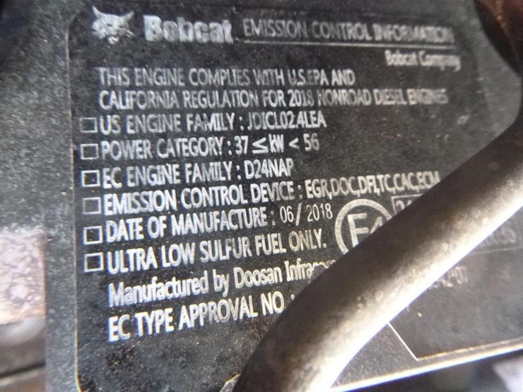 2018-bobcat-s550-image-31