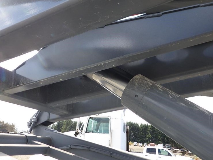 skyjack-sj-4632-scissor-lift-image-10