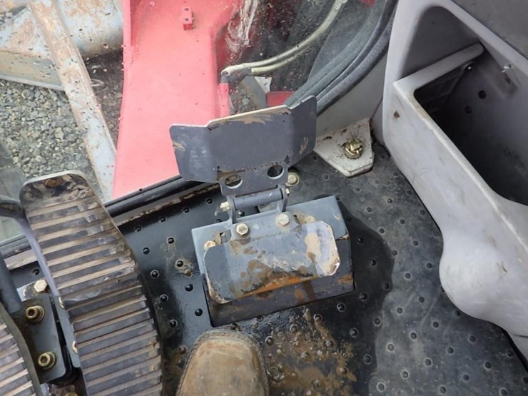 takeuchi-tb280fr-image-44