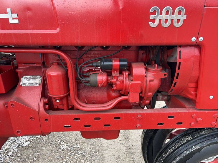 farmall-300-image-21
