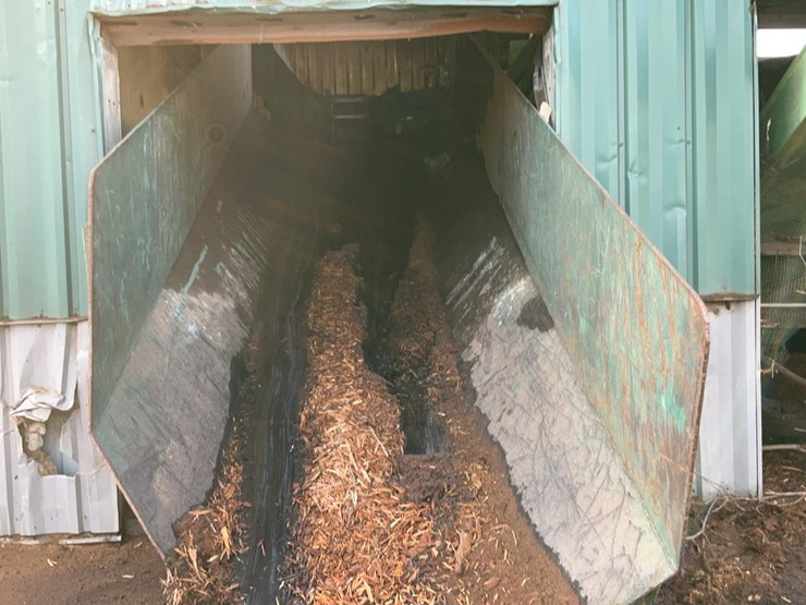 #156-•-log-discharge-chute-image-9