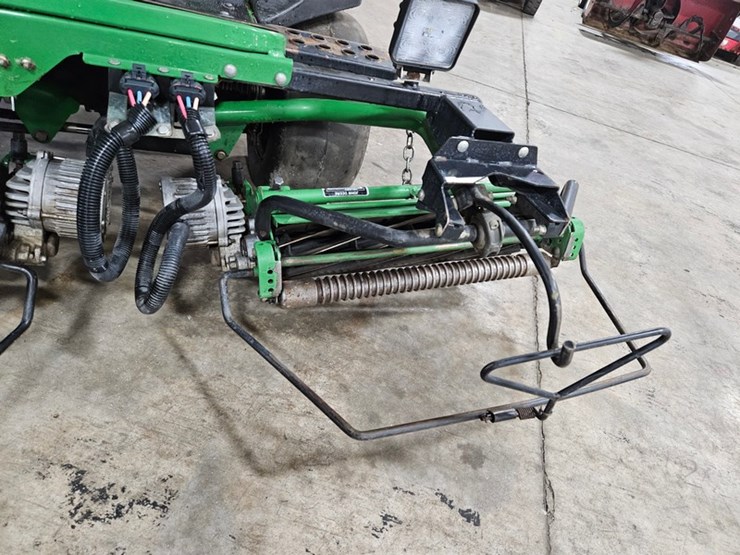 john-deere-2500e-image-10