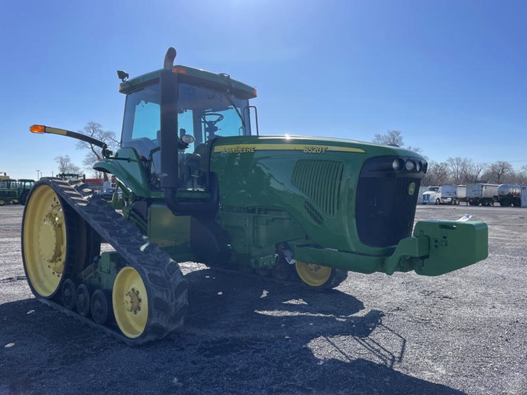 2002-john-deere-8520t-image-23