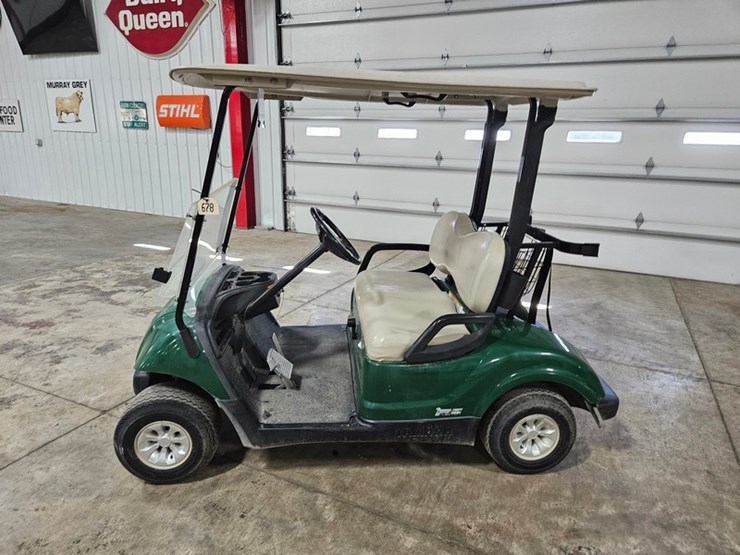 #678-•-yamaha-gas-golf-cart-image-2