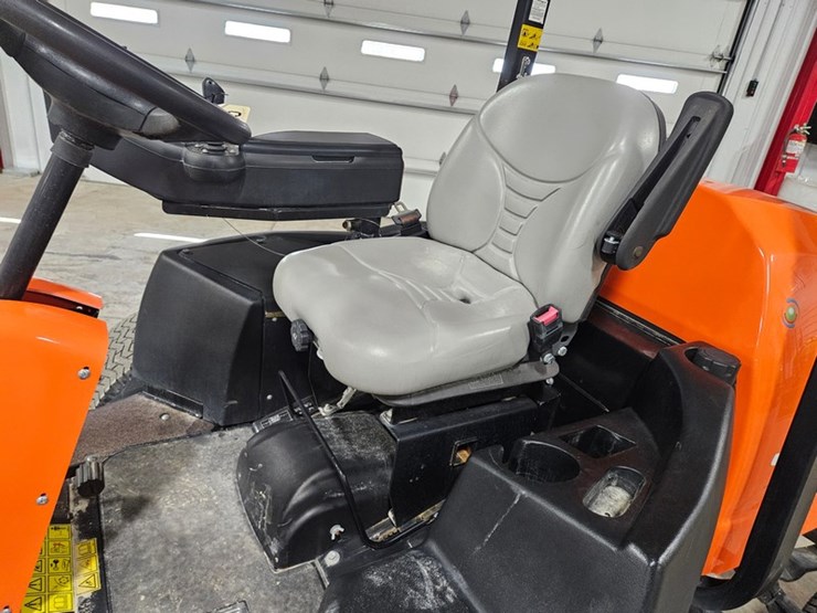 #685-•-jacobsen-lf550-fairway-mower-image-31