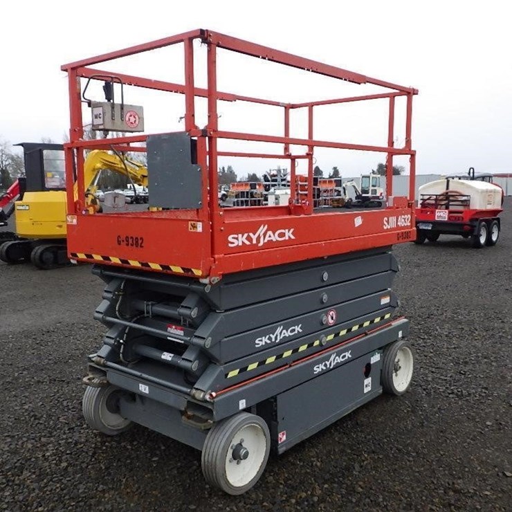 2017 Skyjack SJ4632 Scissor Lift