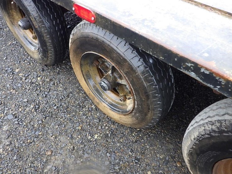 2010-hmde-14'-3-axle-flatbed-trailer-image-19