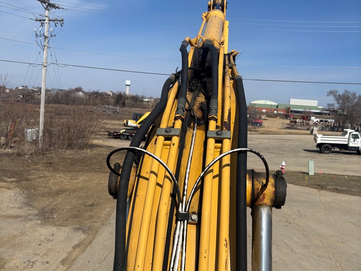 deere-160c-lc-image-35