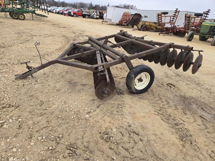 #77-•-10'-disk-image-8