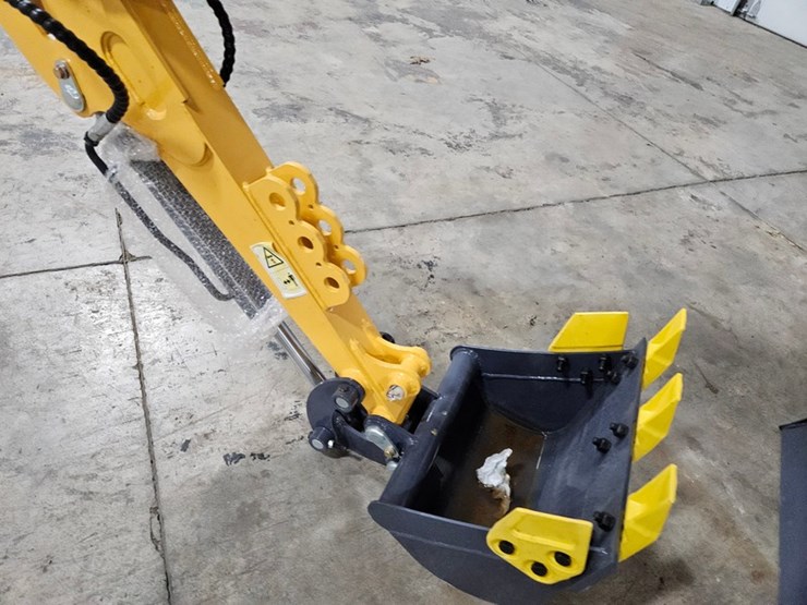 #687-•-2026-zjg-zj12-mini-excavator-image-10