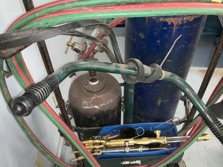 #100-•-acetylene-cutting-torch-set-and-cart-image-9