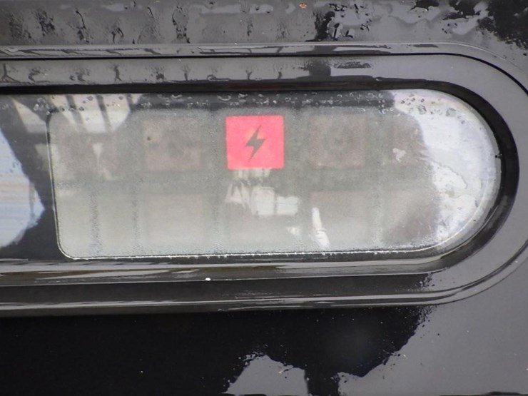 yale-gp050tgnuae084-forklift-image-23