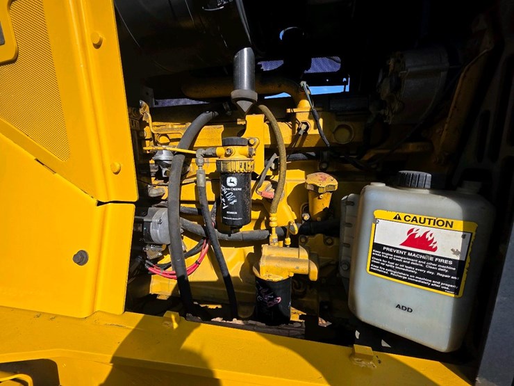 2003-deere-540g-iii-image-13