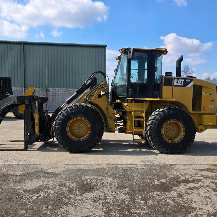 2011 CATERPILLAR 924H