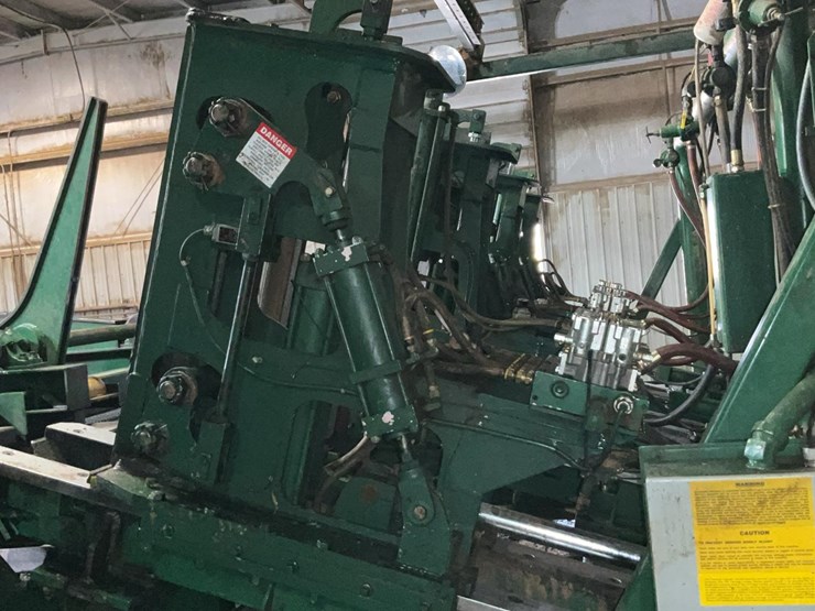 #200-•-2002-salem-4-headblock-slant-carriage-image-13