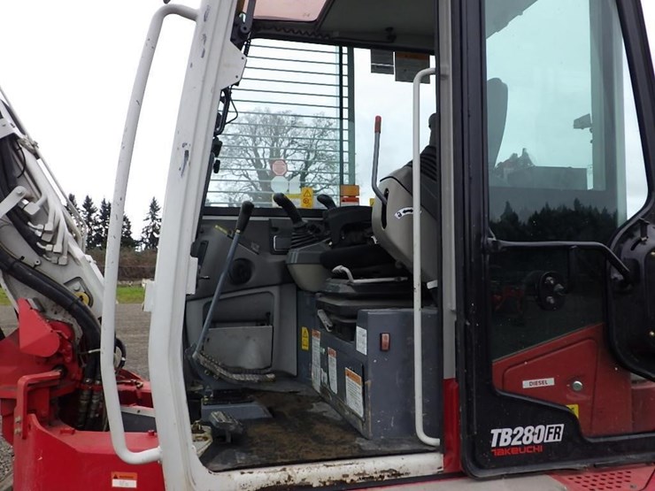 takeuchi-tb280fr-image-38