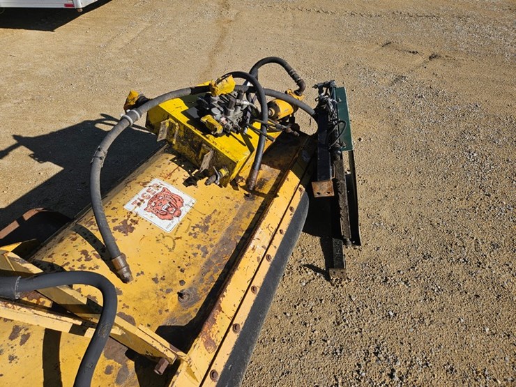 #640-•-tiger-91"-flail-mower-image-13