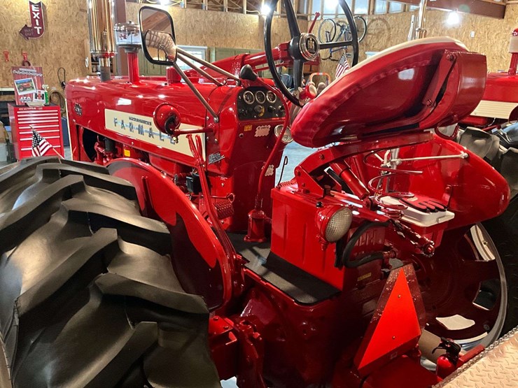 1957-farmall-450-image-13