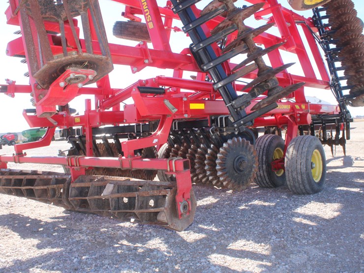 #1030-•-sunflower-6631-vt-soil-finisher-image-44