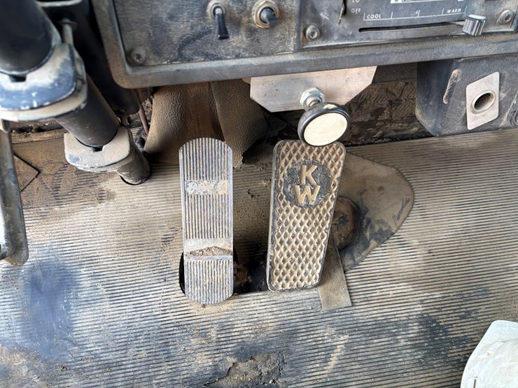 1990-kenworth-t880-image-49