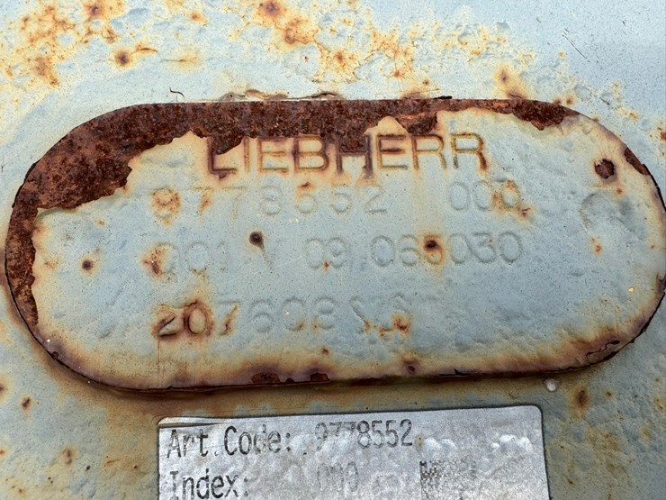 #3277-•-2016-liebherr-542-wheel-loader-w/-plow-and-chains-image-74