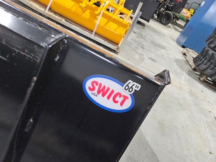 #707-•-2026-swict-66"-skid-steer-bucket-image-9