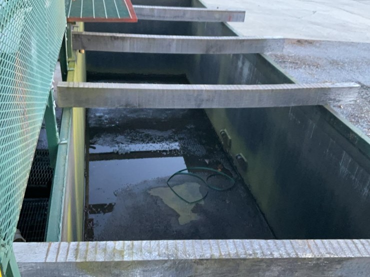 #273-•-holding-tank-image-7