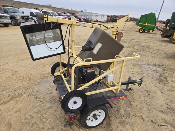 #28-•-honda-light-tower-with-trailer-image-2