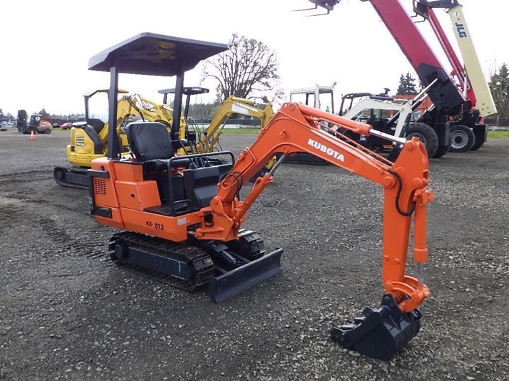 kubota-kx012-image-2
