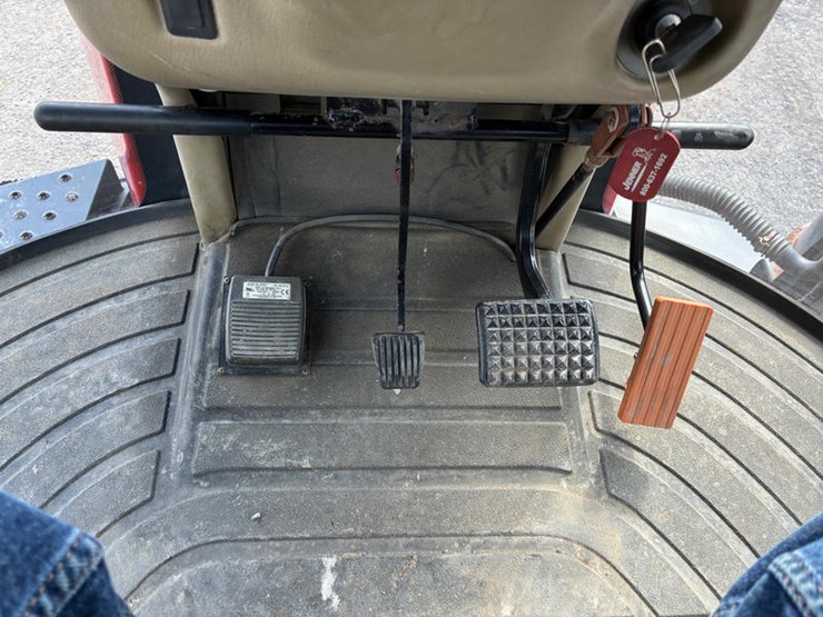 2013-new-leader-l4000g4-image-54