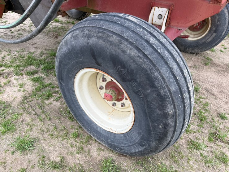 #41853-•-ez-trail-grain-cart-image-23