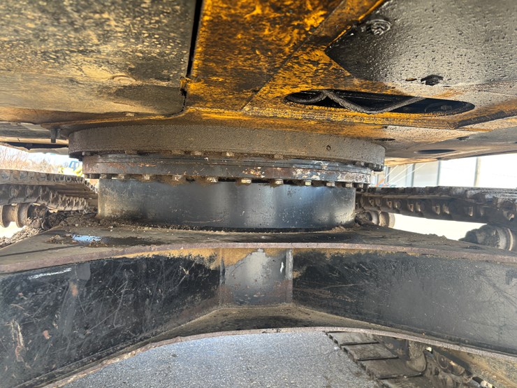 deere-160c-lc-image-69