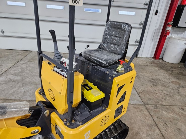 #687-•-2026-zjg-zj12-mini-excavator-image-21