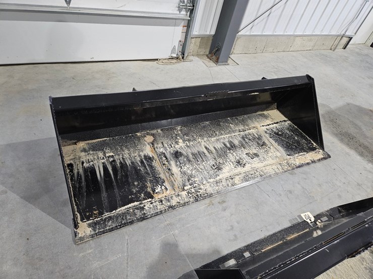 #708-•-2026-swict-84"-skid-steer-bucket-image-7