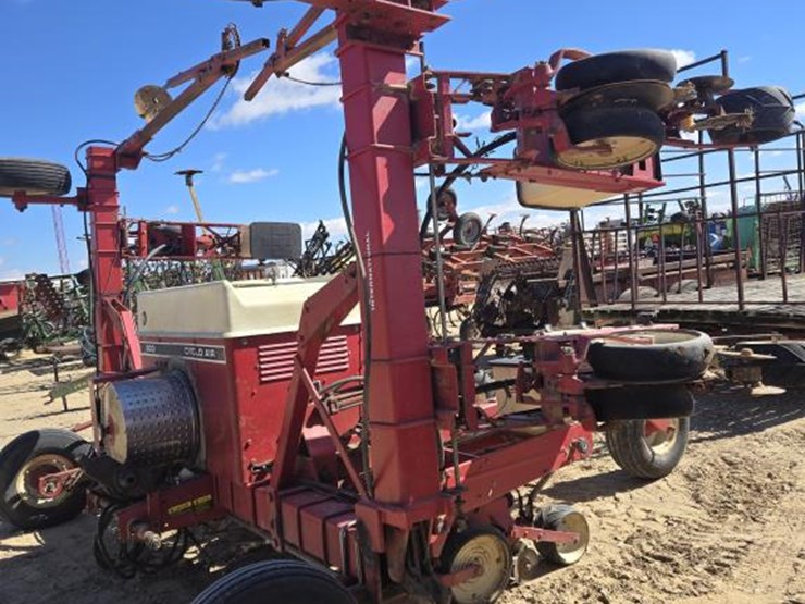 international-800-image-8