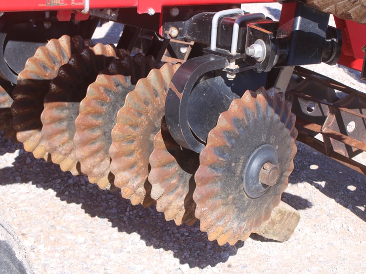 #1030-•-sunflower-6631-vt-soil-finisher-image-32