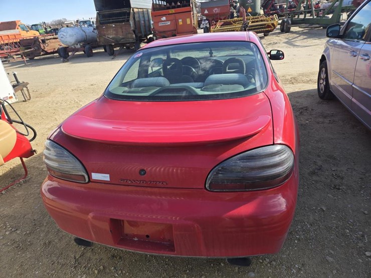 #276-•-2001-pontiac-grand-prix-gt-image-8