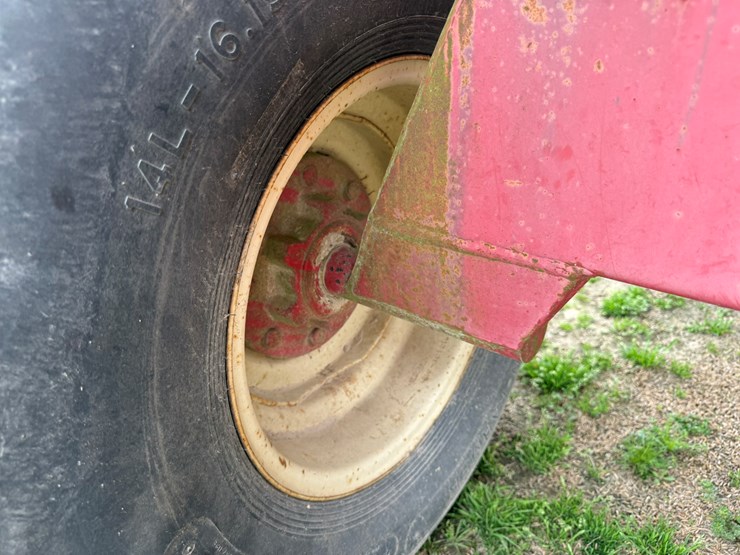 #41853-•-ez-trail-grain-cart-image-24