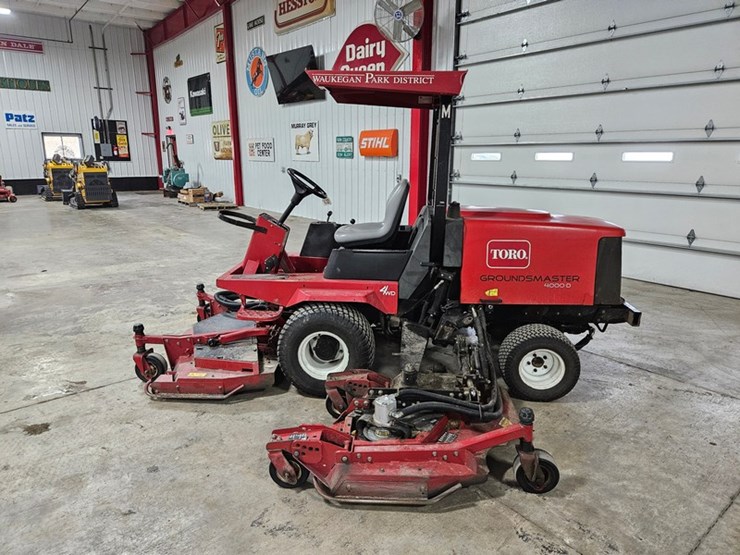 #632-•-toro-groundmaster-4000d-wide-area-mower-image-2