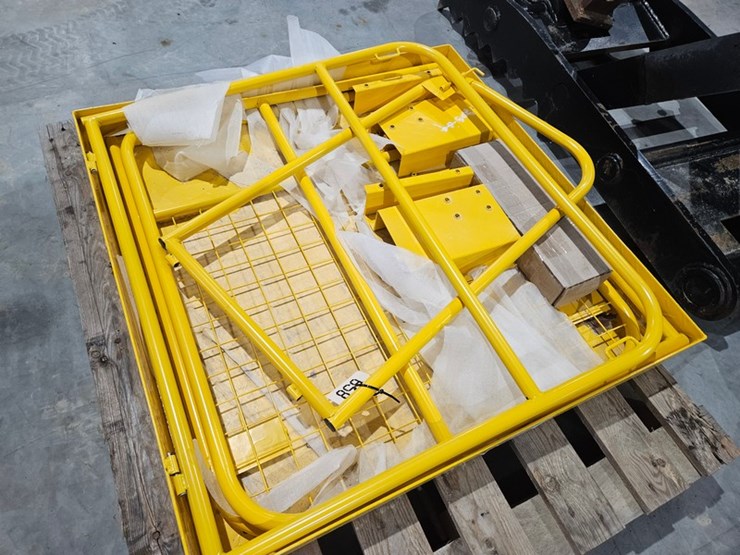 #658-•-2026-vevor-pallet-fork-safety-basket-image-6