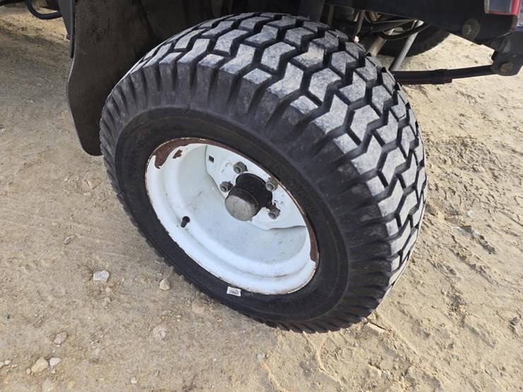 #148-•-2003-toro-5600-sprayer-with-18'-booms-image-14