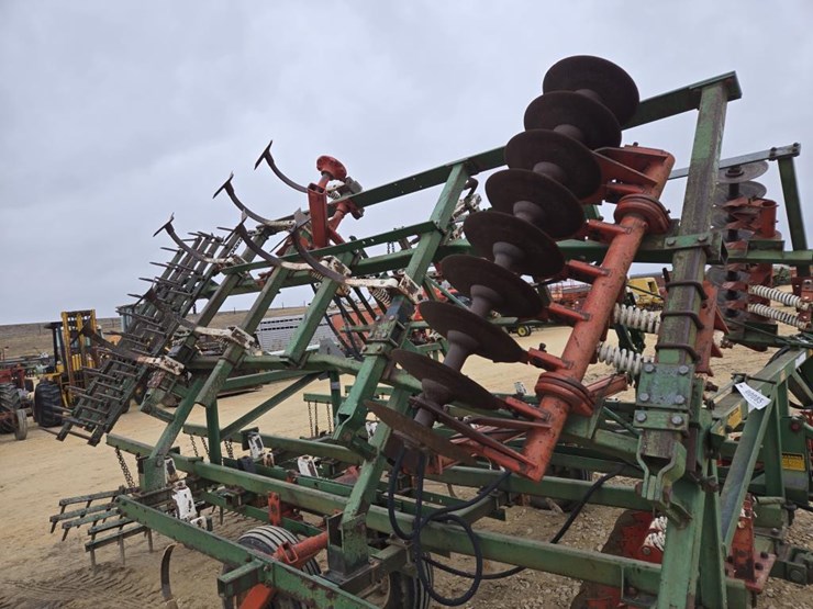 #85-•-glencoe-24'-soil-finisher-image-16