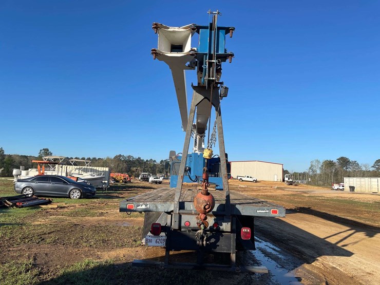 2007-international-durastar-4200-image-6