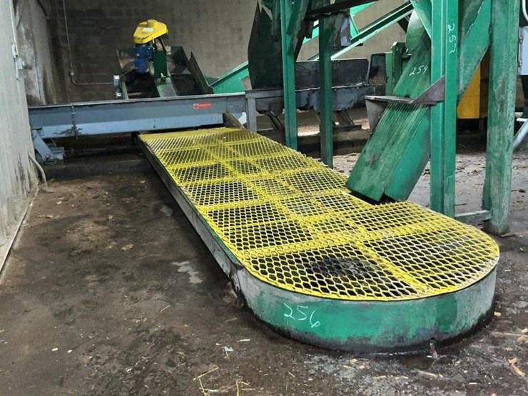 #256-•-salem-barn-sweep-image-1