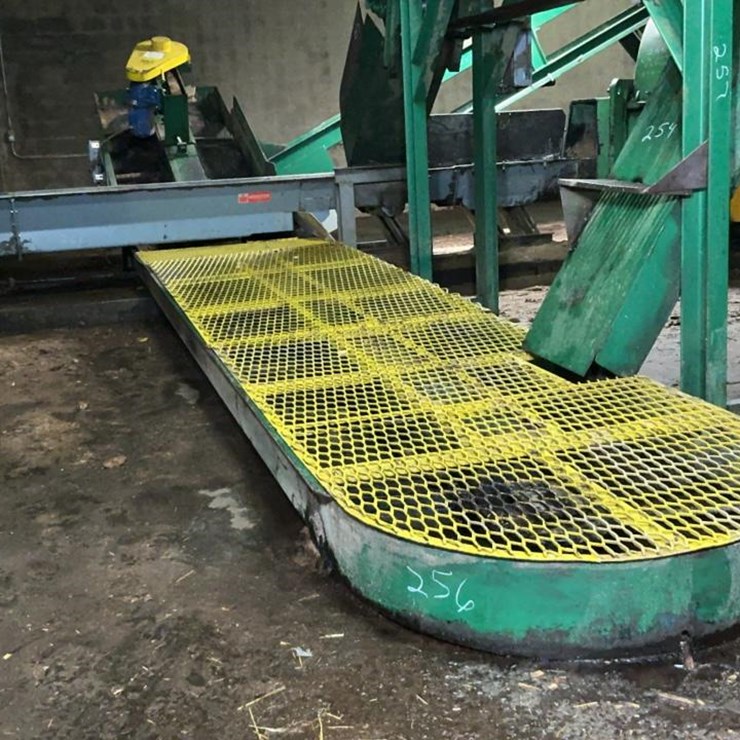 #256 • Salem Barn Sweep