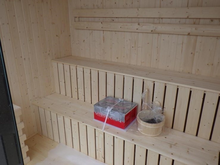 sauna-room-7'x7'-image-7