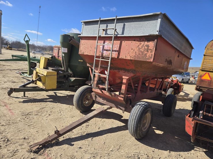 #268-•-ez-flow-gravity-wagon-image-2