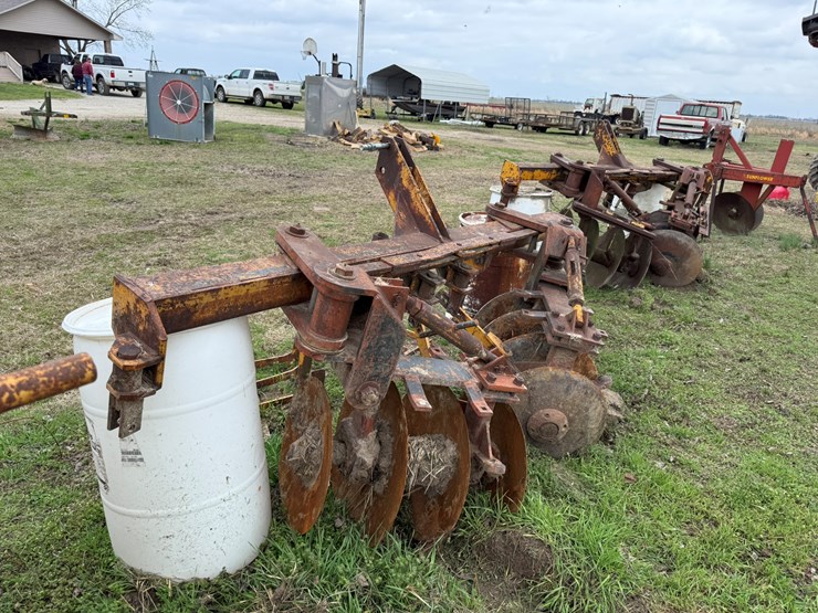 #41848-•-levee-plow-image-4