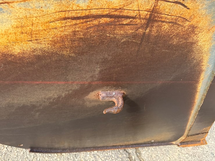 #3277-•-2016-liebherr-542-wheel-loader-w/-plow-and-chains-image-67